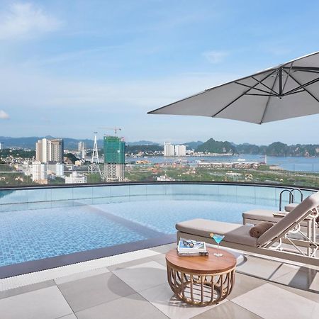 The Yacht Hotel By Dc ฮาลอง ภายนอก รูปภาพ