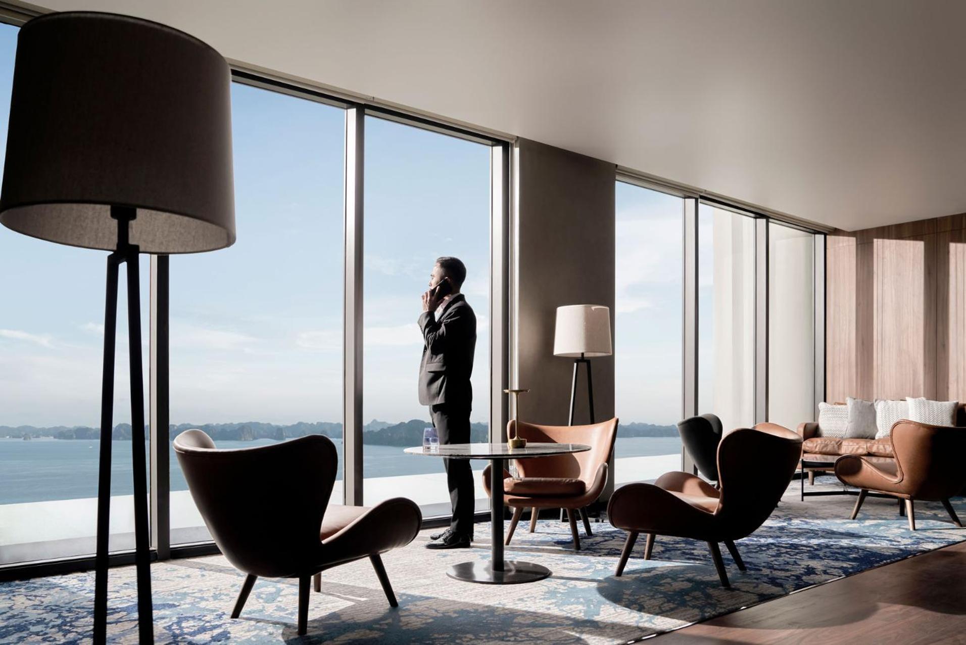 The Yacht Hotel By Dc ฮาลอง ภายนอก รูปภาพ