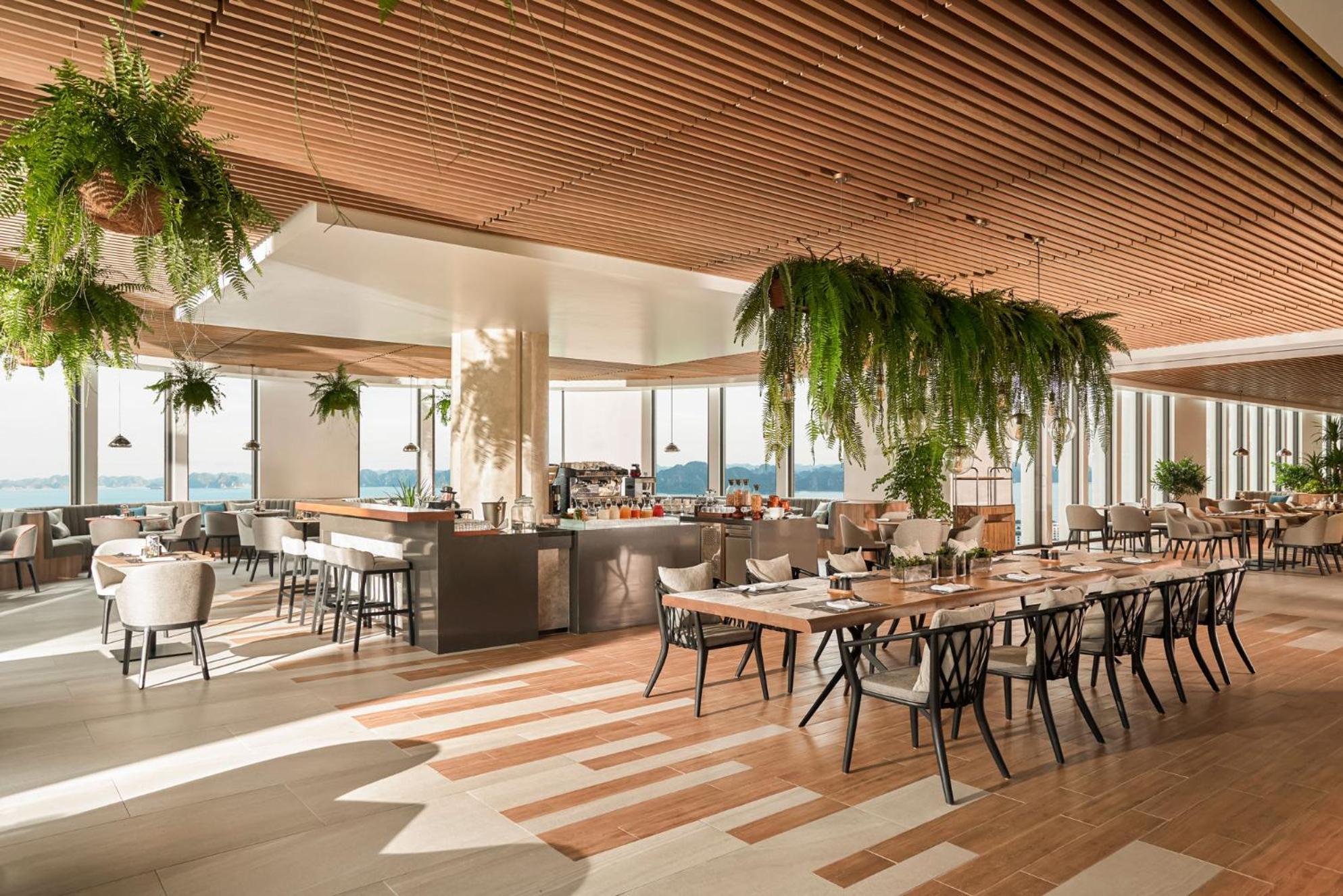 The Yacht Hotel By Dc ฮาลอง ภายนอก รูปภาพ